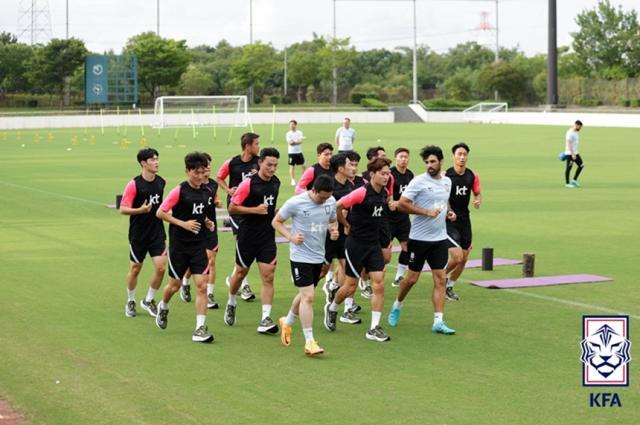 皇冠-韩国队东亚杯首战也练兵?队长豪言:要以3连胜卫冕