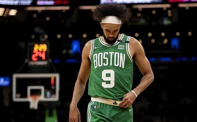 皇冠官网-连续两战发挥出色 德里克·怀特也拥有当爹buff？